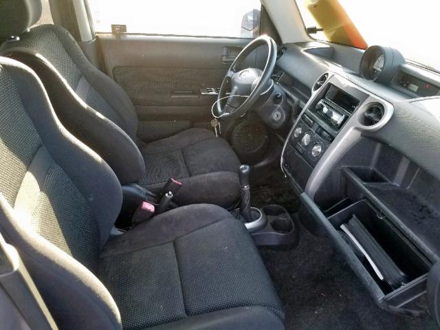 JTLKT334X54023029 - 2005 TOYOTA SCION XB ნაცრისფერი ფოტო 5