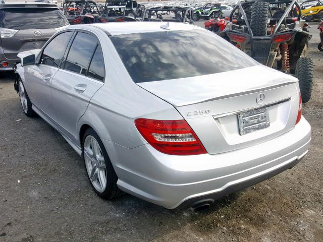 WDDGF4HB9EA958409 - 2014 MERCEDES-BENZ C 250 SILVER photo 3