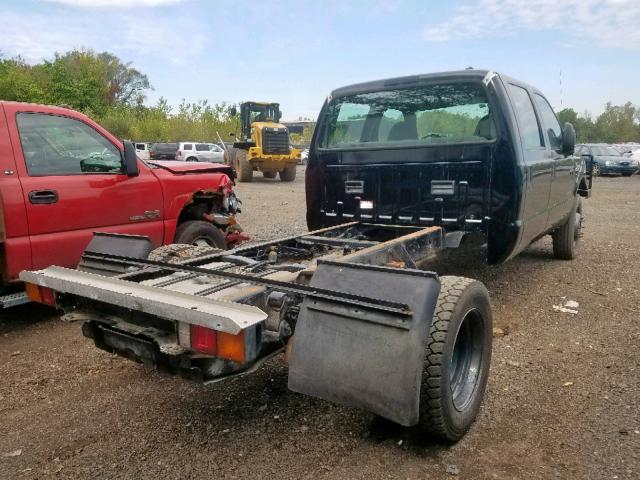 1FDAW57F91EA56173 - 2001 FORD F550 SUPER BLACK photo 4