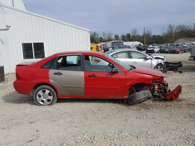 1FAFP34N56W174283 - 2006 FORD FOCUS ZX4 RED photo 9
