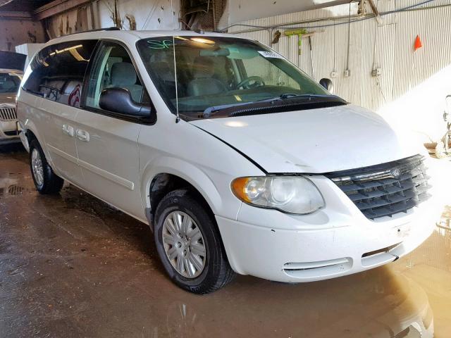 2C4GP44R65R520517 - 2005 CHRYSLER TOWN & COU WHITE photo 1