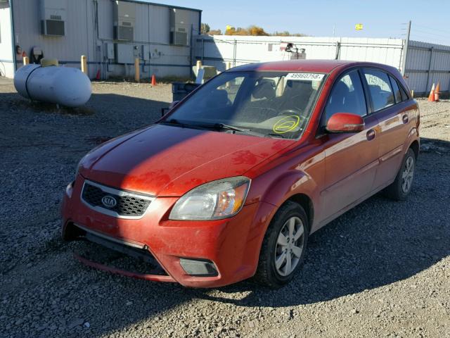 KNADH5A37B6793097 - 2011 KIA RIO BASE RED photo 2