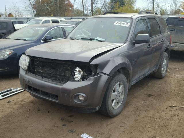 1FMCU0D78AKA12391 - 2010 FORD ESCAPE XLT GRAY photo 2