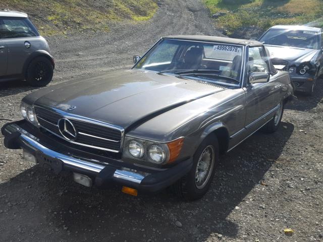 WDBBA45A6CB013650 - 1982 MERCEDES-BENZ 380 SL CHARCOAL photo 2