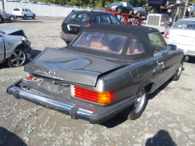 WDBBA45A6CB013650 - 1982 MERCEDES-BENZ 380 SL CHARCOAL photo 4