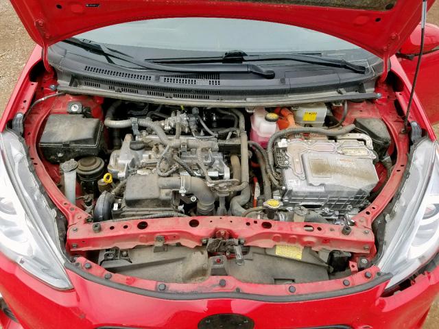 JTDKDTB34F1575534 - 2015 TOYOTA PRIUS C RED photo 7