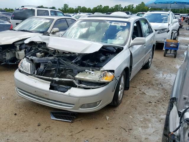 4T1BF28B51U163273 - 2001 TOYOTA AVALON XL SILVER photo 2