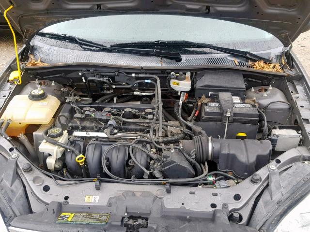 1FAHP34N96W195534 - 2006 FORD FOCUS ZX4 GRAY photo 7