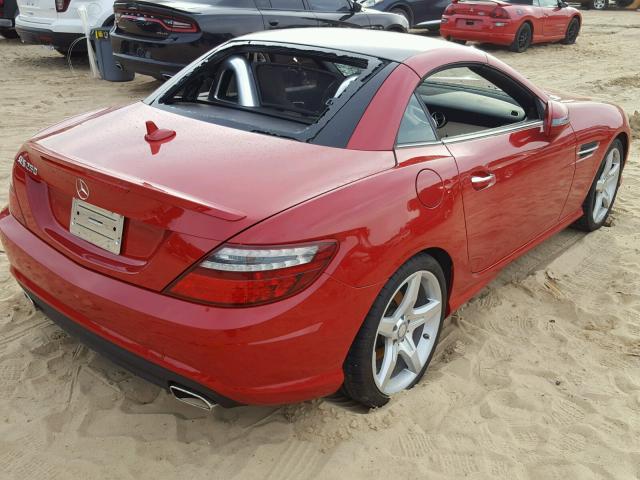 WDDPK4HA1DF052078 - 2013 MERCEDES-BENZ SLK 250 RED photo 4