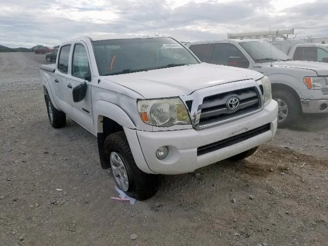 5TEMU4FN9AZ685486 - 2010 TOYOTA TACOMA DOU WHITE photo 1