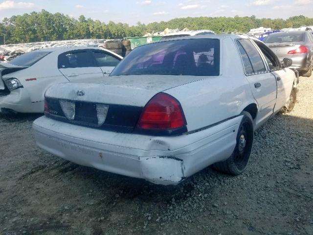 2FAFP71V28X166337 - 2008 FORD CROWN VICT WHITE photo 4