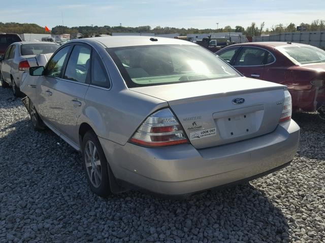 1FAHP24W28G185976 - 2008 FORD TAURUS SEL SILVER photo 3