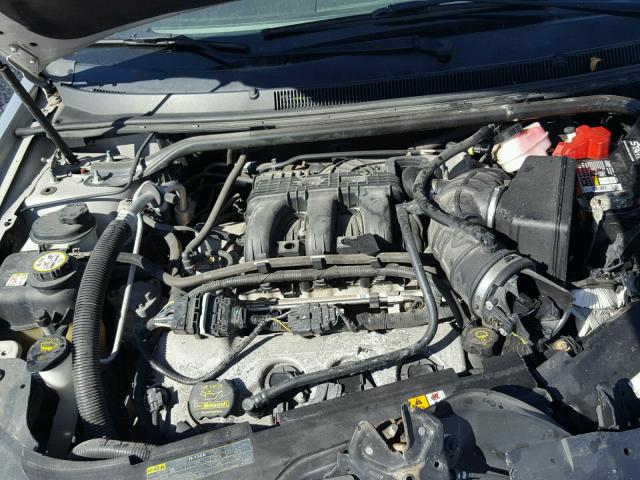 1FAHP24W28G185976 - 2008 FORD TAURUS SEL SILVER photo 7