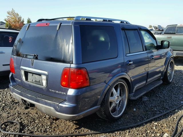 5LMFU28R04LJ19127 - 2004 LINCOLN NAVIGATOR 蓝色 照片 4