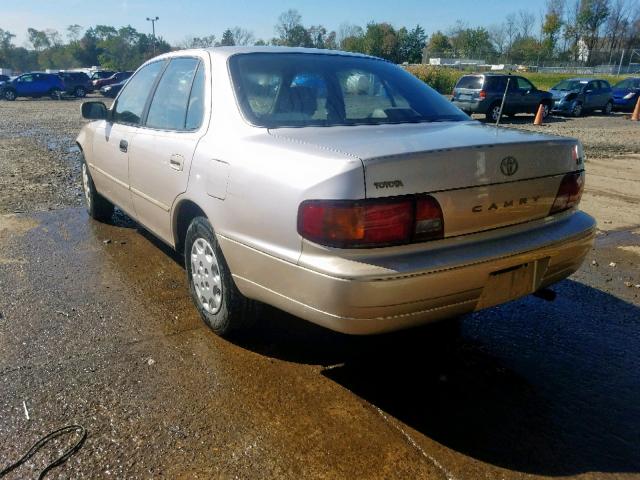 4T1BG12K6TU792706 - 1996 TOYOTA CAMRY DX BEIGE photo 3