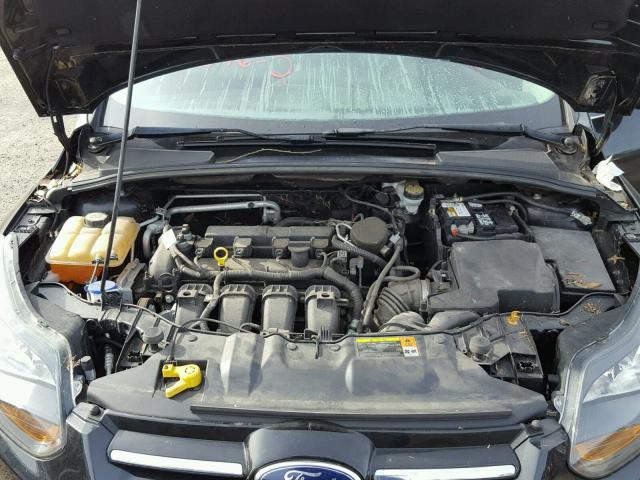 1FAHP3N20CL390598 - 2012 FORD FOCUS TITA BLACK photo 7