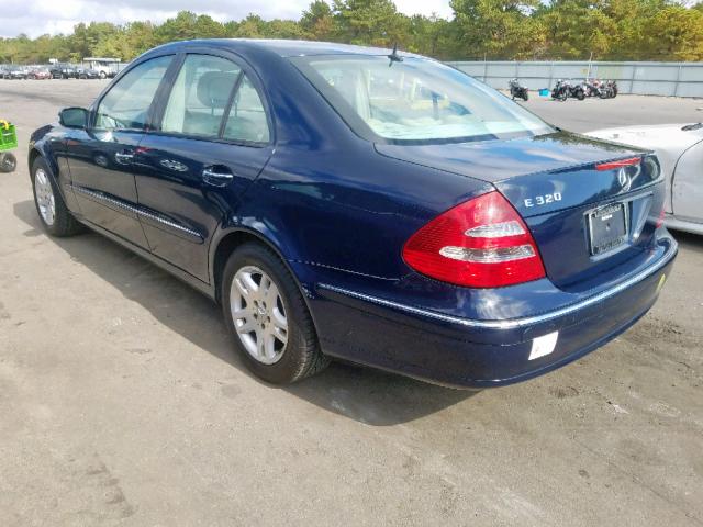 WDBUF65J74A470156 - 2004 MERCEDES-BENZ E 320 BLUE photo 3