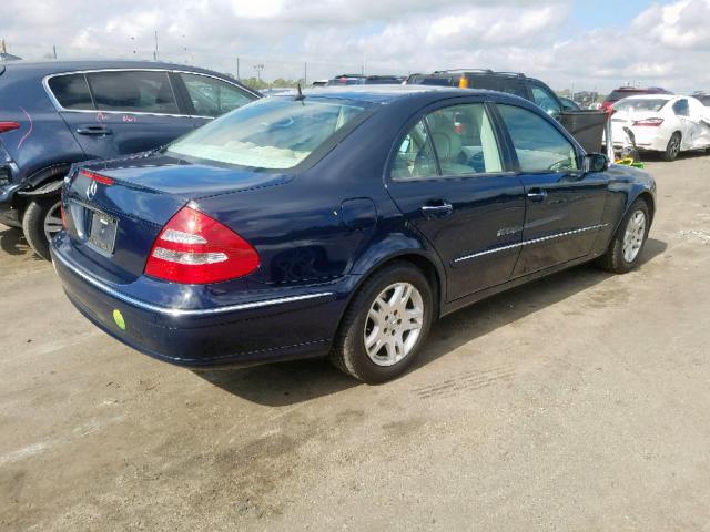 WDBUF65J74A470156 - 2004 MERCEDES-BENZ E 320 BLUE photo 4