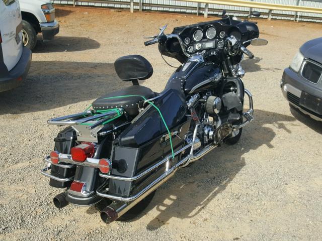 1HD1FCW163Y635670 - 2003 HARLEY-DAVIDSON FLHTCUI BLACK photo 4