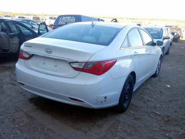 5NPEB4AC3BH022516 - 2011 HYUNDAI SONATA GLS WHITE photo 4