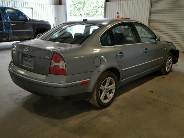 WVWRH63B74P107687 - 2004 VOLKSWAGEN PASSAT GLX GRAY photo 4