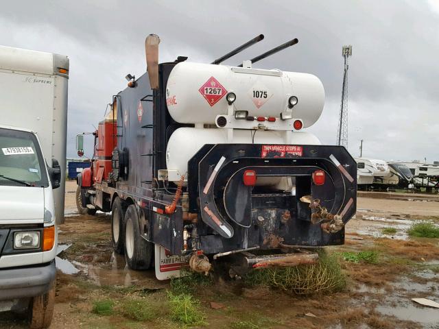 1M2AG11C25M021197 - 2005 MACK 700 CV700 RED photo 3