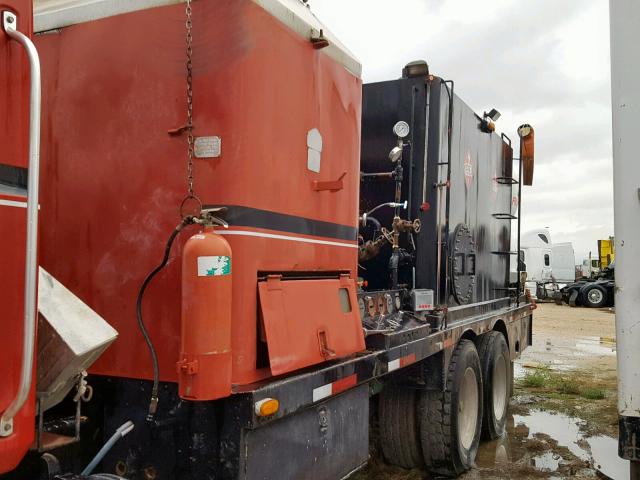 1M2AG11C25M021197 - 2005 MACK 700 CV700 RED photo 6