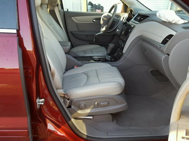 1GNKVHKD4HJ117215 - 2017 CHEVROLET TRAVERSE L RED photo 5