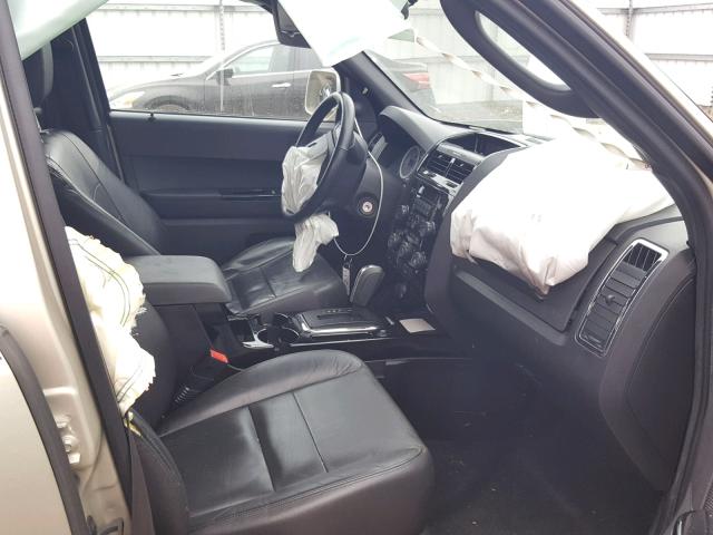 1FMCU9EG9BKA66917 - 2011 FORD ESCAPE LIM TAN photo 5