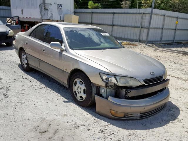 JT8BF28G6X5069792 - 1999 LEXUS ES 300 GOLD photo 1