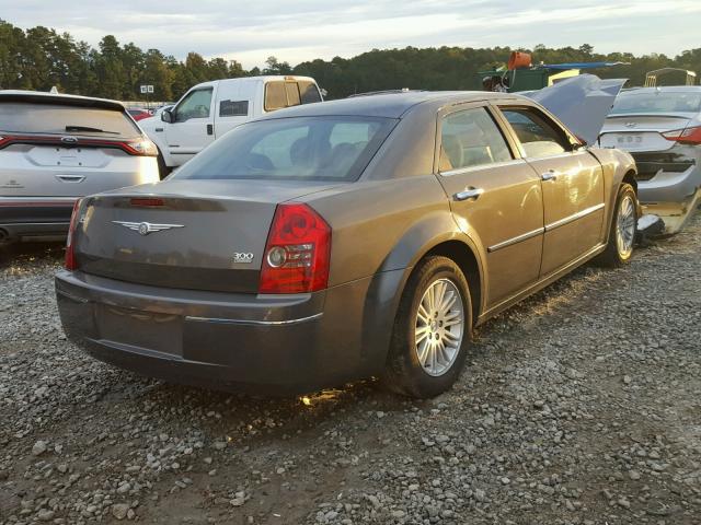 2C3CA5CVXAH176229 - 2010 CHRYSLER 300 TOURIN GRAY photo 4