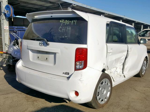 JTLZE4FE6B1129106 - 2011 TOYOTA SCION XB 白色 照片 4