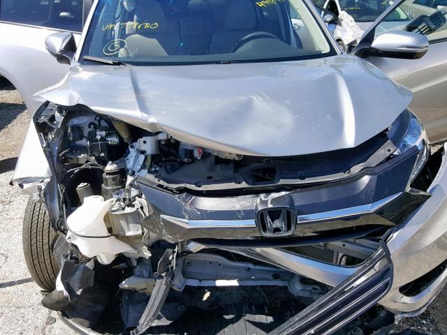 3CZRU6H54GM758620 - 2016 HONDA HR-V EX SILVER photo 7