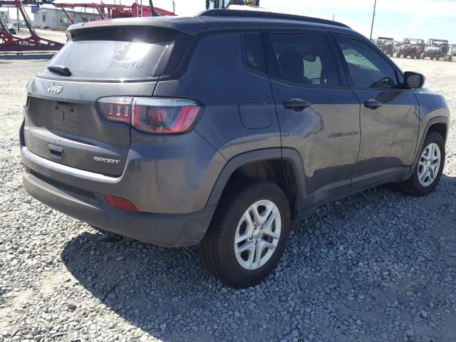 3C4NJCAB3JT133683 - 2018 JEEP COMPASS SP ნაცრისფერი ფოტო 4