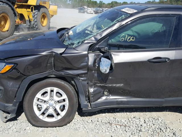 3C4NJCAB3JT133683 - 2018 JEEP COMPASS SP ნაცრისფერი ფოტო 9