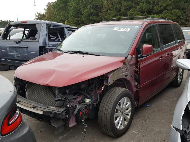 2C4RVABG7CR390663 - 2012 VOLKSWAGEN ROUTAN SE BURGUNDY photo 2