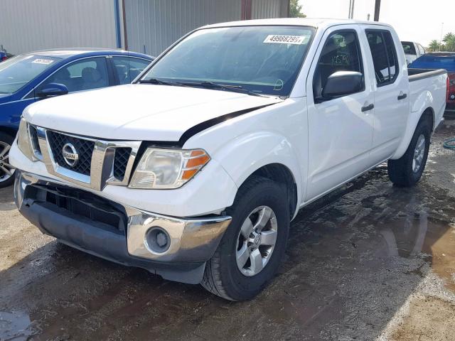 1N6AD0ER3AC418534 - 2010 NISSAN FRONTIER C WHITE photo 2