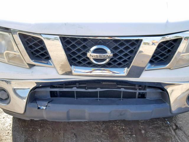 1N6AD0ER3AC418534 - 2010 NISSAN FRONTIER C WHITE photo 7