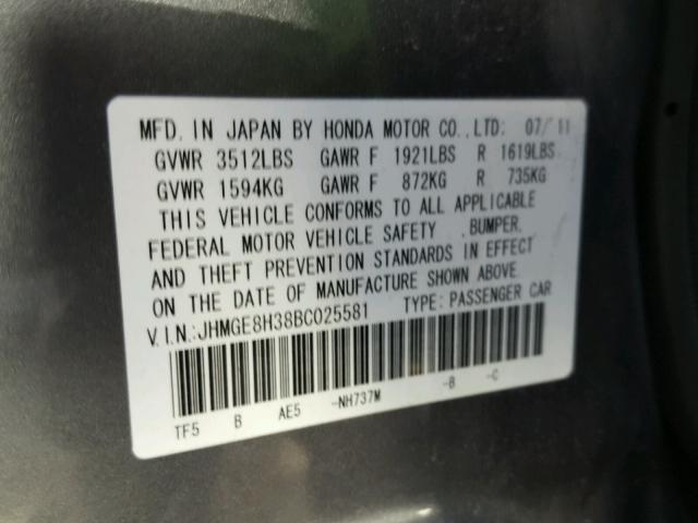 JHMGE8H38BC025581 - 2011 HONDA FIT GRAY photo 10