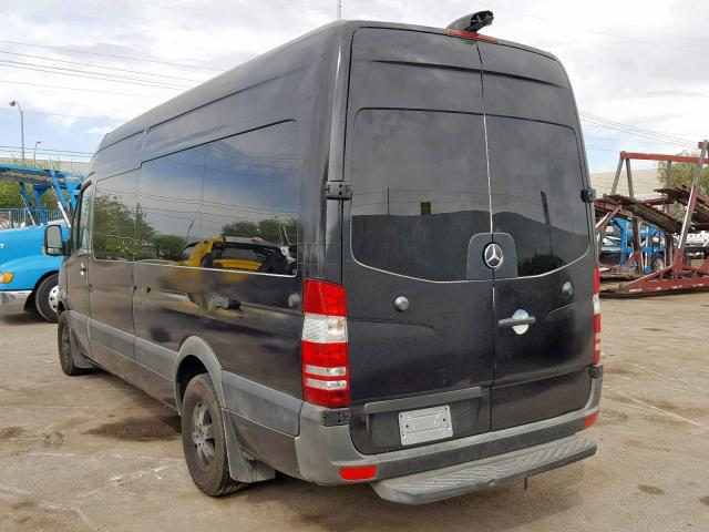 WDZPE8DC3F5959133 - 2015 MERCEDES-BENZ SPRINTER 2 BLACK photo 3