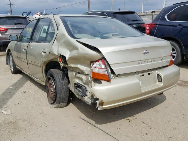 1N4DL01D4XC155823 - 1999 NISSAN ALTIMA XE GOLD photo 3