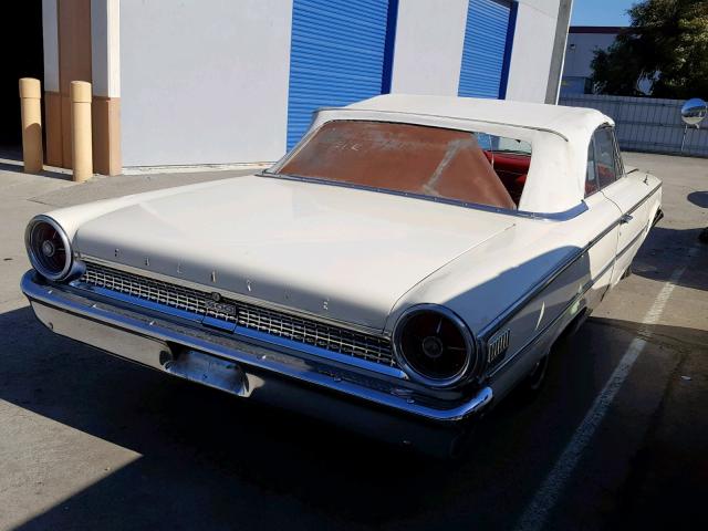 3J65X148376 - 1963 FORD GALAXIE500 WHITE photo 4