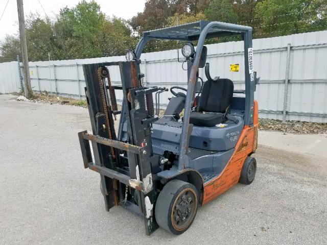 43220 - 2013 TOYOTA FORKLIFT ORANGE photo 2