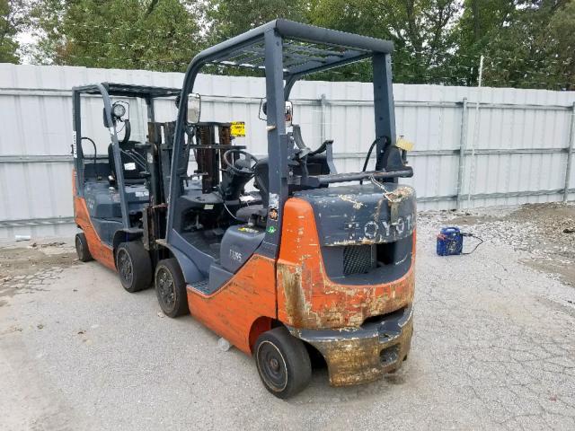 43235 - 2013 TOYOTA FORKLIFT ORANGE photo 3