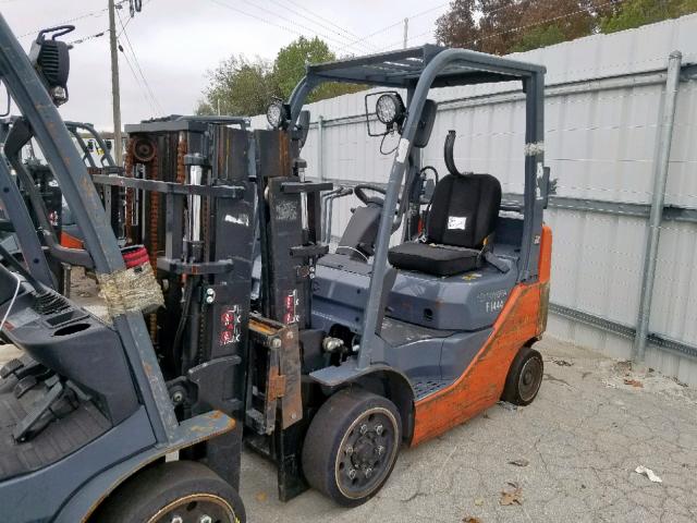 44592 - 2013 TOYOTA FORKLIFT ORANGE photo 2