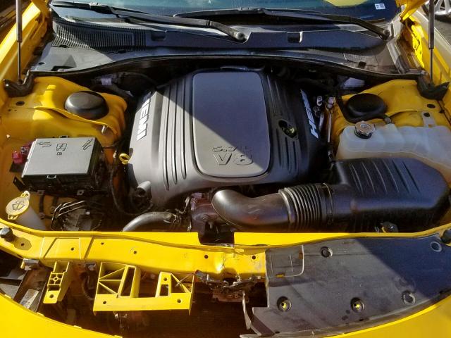 2C3CDXCT1HH557298 - 2017 DODGE CHARGER R/ YELLOW photo 7