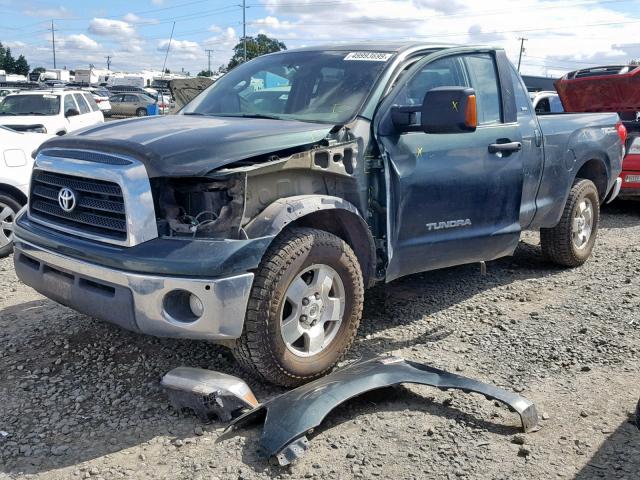 5TFBV54128X061315 - 2008 TOYOTA TUNDRA DOU GREEN photo 2