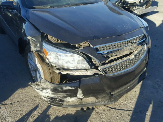 1G11G5SX5DF321521 - 2013 CHEVROLET MALIBU 3LT შავი ფოტო 9