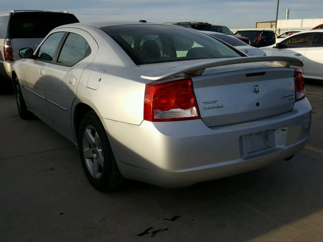 2B3CA3CV2AH107925 - 2010 DODGE CHARGER SX SILVER photo 3