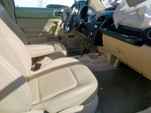 3VWRG31CX9M517133 - 2009 VOLKSWAGEN NEW BEETLE 绿色 照片 5